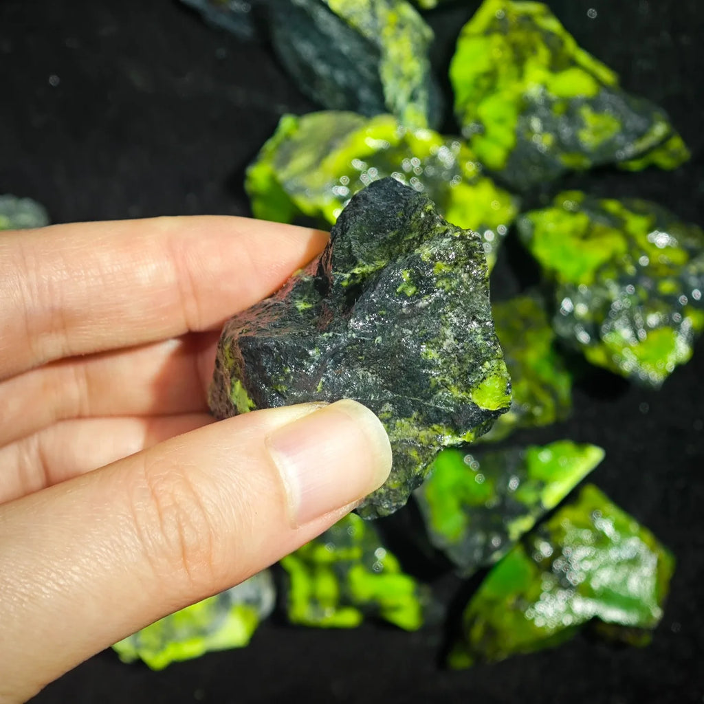 Natural Raw Green Opal Rough Stones Unpolished Gemstone Mineral Specimen Bulk Loose Rocks Home Decor Collectible Craft Gift