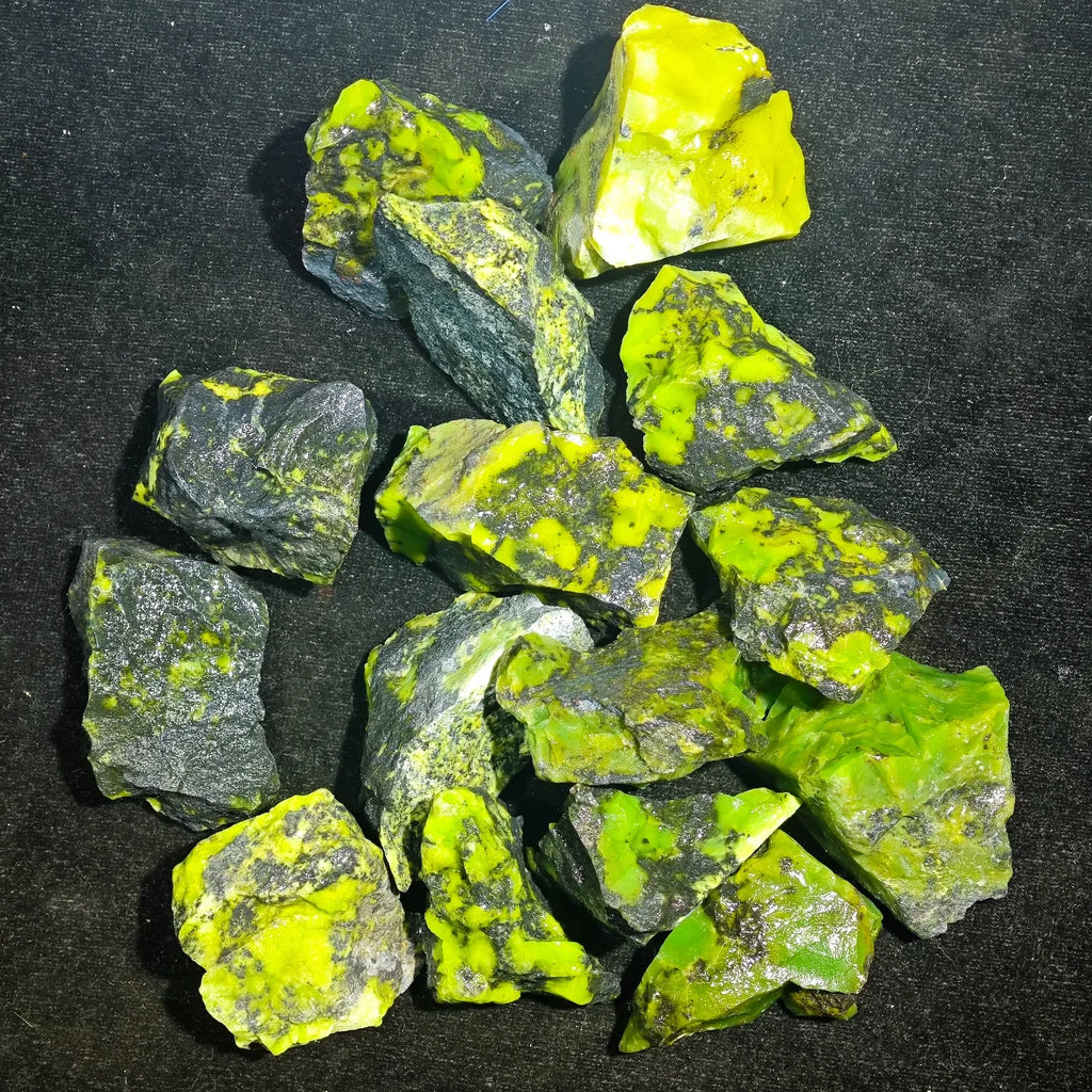 Natural Raw Green Opal Rough Stones Unpolished Gemstone Mineral Specimen Bulk Loose Rocks Home Decor Collectible Craft Gift